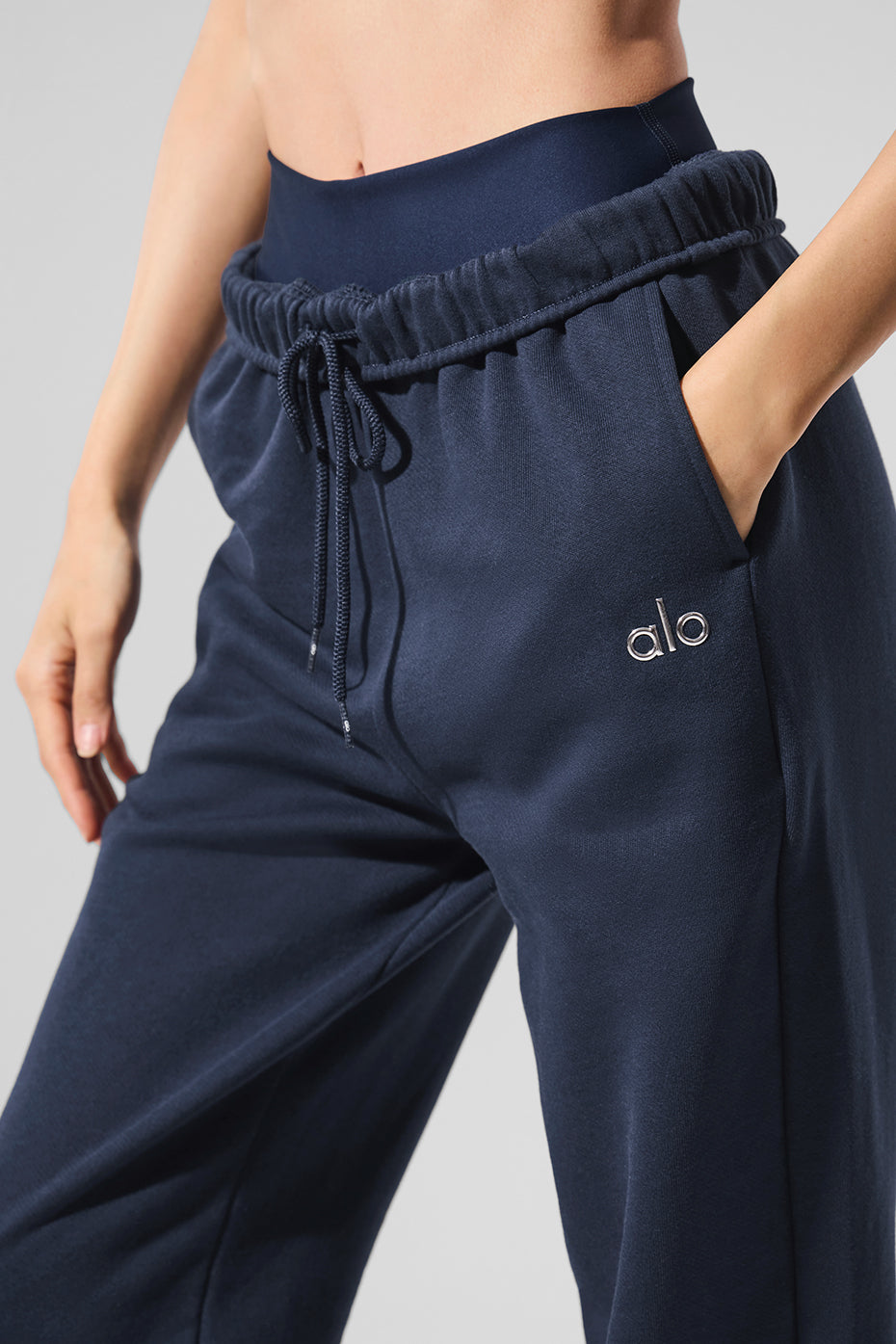 Accolade Sweatpant - Navy