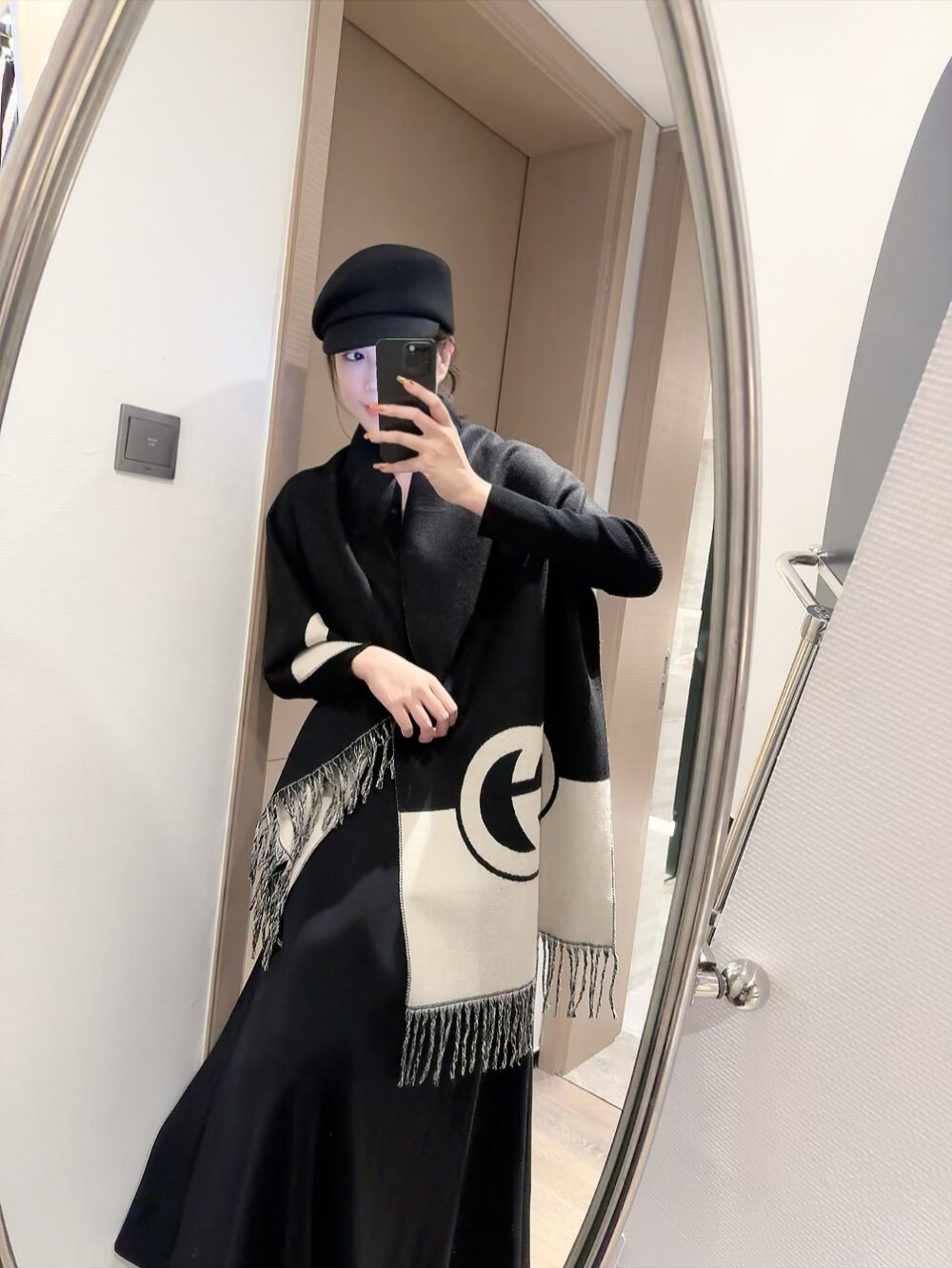 Gucci Interlocking G Fringed Shawl